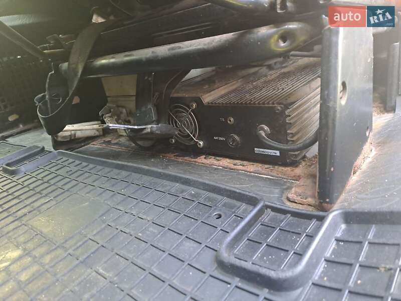 Вантажний фургон Peugeot Expert 2002 в Львові фото 3 Вантажний фургон Peugeot Expert 2002 в Львові