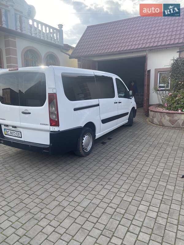 Мінівен Peugeot Expert 2008 в Львові