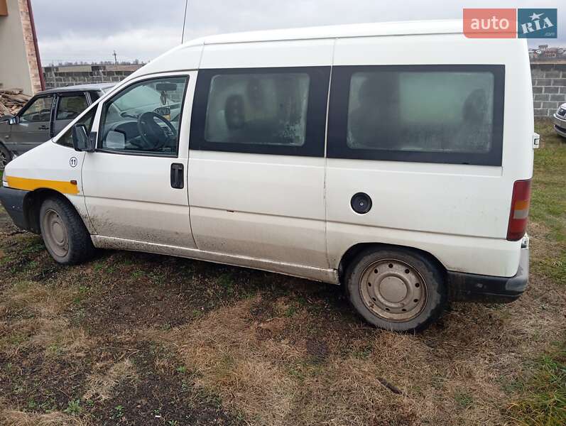 Минивэн Peugeot Expert 2002 в Ивано-Франковске фото 5 Минивэн Peugeot Expert 2002 в Ивано-Франковске
