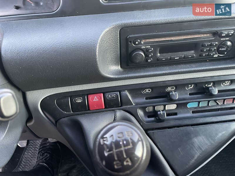 Минивэн Peugeot Expert 2006 в Трускавце