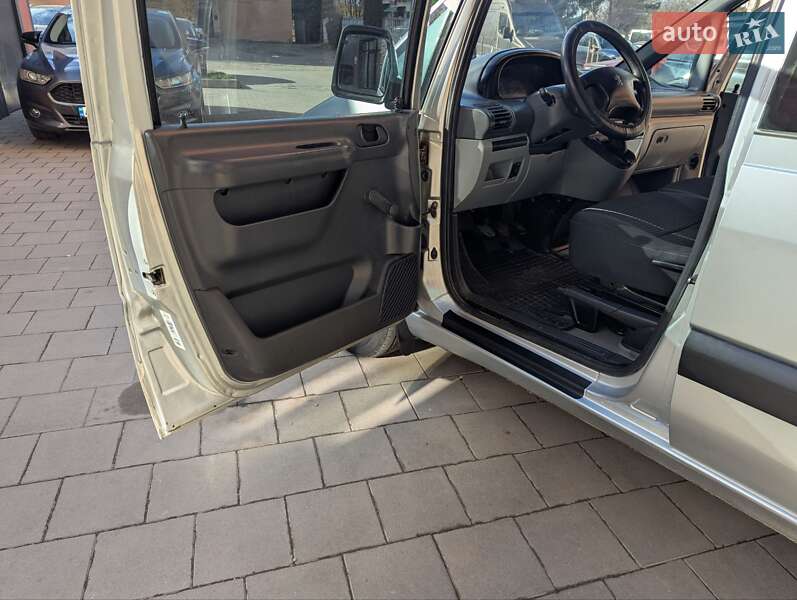 Минивэн Peugeot Expert 2004 в Калуше фото 12 Минивэн Peugeot Expert 2004 в Калуше