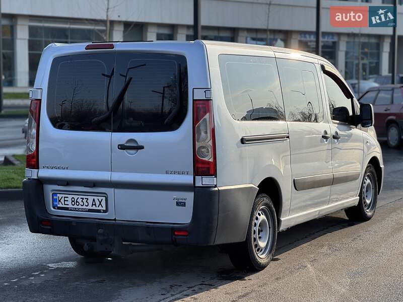 Мінівен Peugeot Expert 2011 в Дніпрі