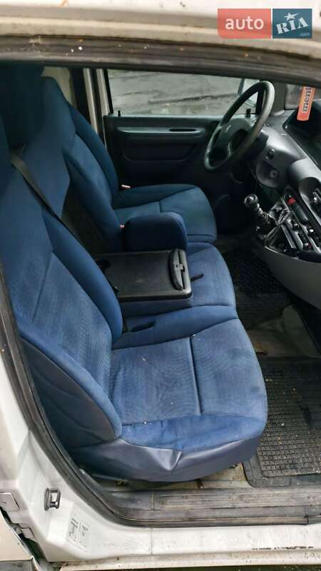 Грузовой фургон Peugeot Expert 2004 в Ивано-Франковске