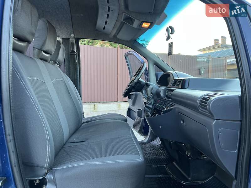 Мінівен Peugeot Expert 1999 в Чернівцях