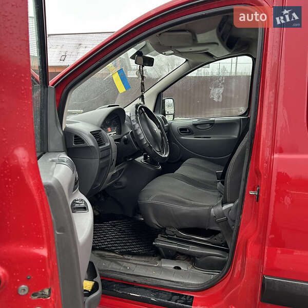 Вантажний фургон Peugeot Expert 2008 в Коростені