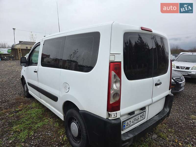 Мінівен Peugeot Expert 2007 в Хусті фото 3 Мінівен Peugeot Expert 2007 в Хусті