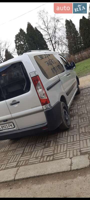 Мінівен Peugeot Expert 2007 в Стрию