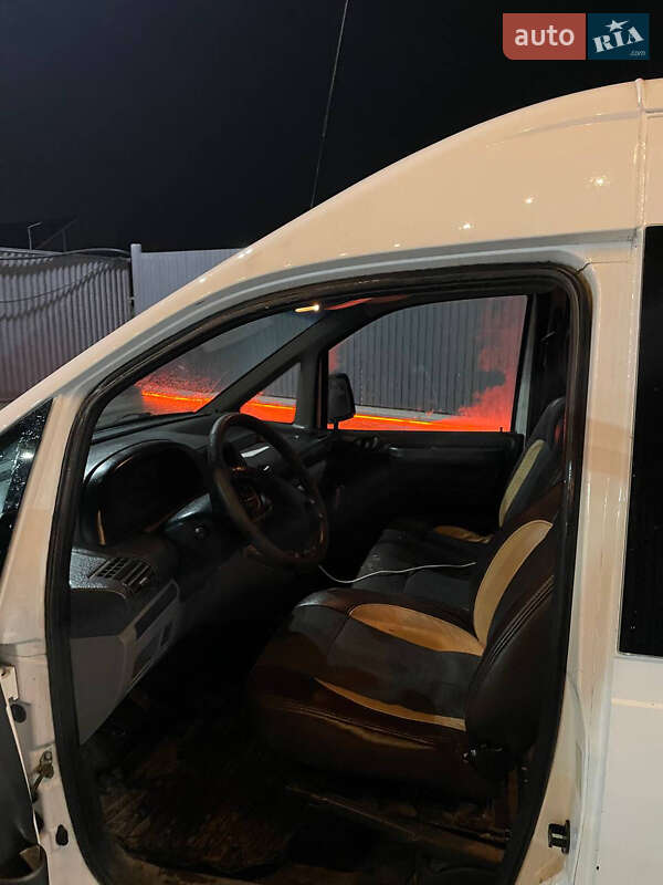 Мінівен Peugeot Expert 2003 в Чернівцях