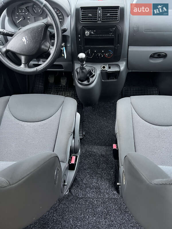 Минивэн Peugeot Expert 2007 в Ровно фото 36 Минивэн Peugeot Expert 2007 в Ровно