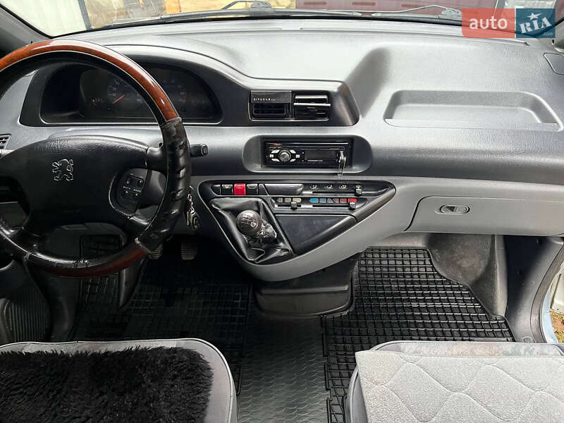 Минивэн Peugeot Expert 2003 в Стрые