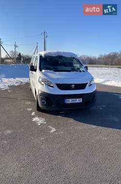 Минивэн Peugeot Expert 2019 в Гоще