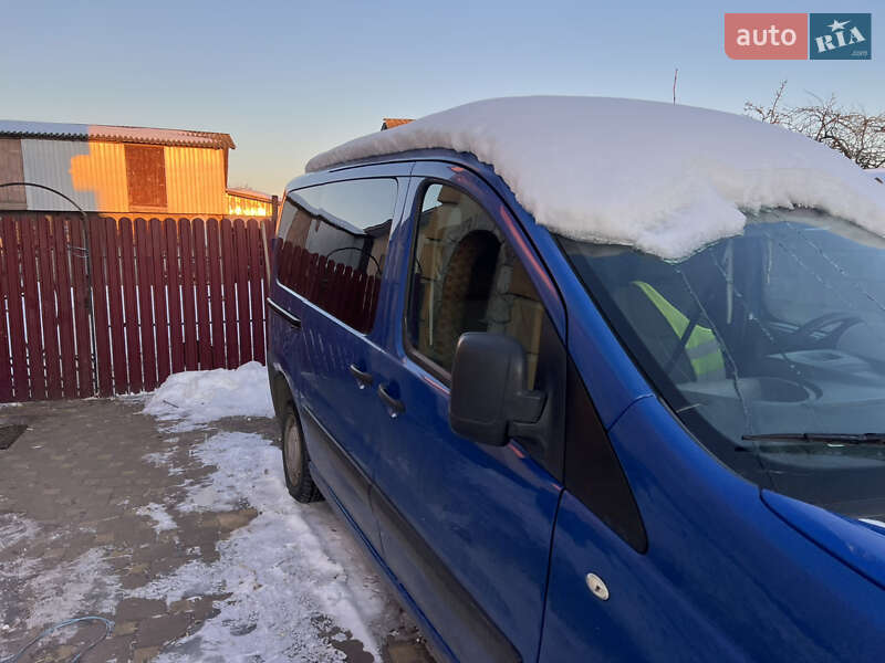 Минивэн Peugeot Expert 2009 в Сарнах фото 19 Минивэн Peugeot Expert 2009 в Сарнах