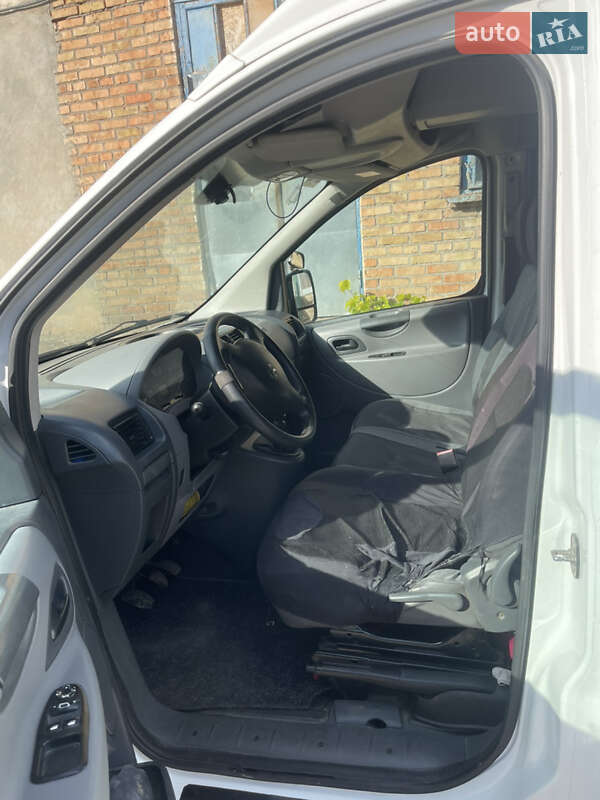 Микроавтобус грузовой (до 3,5т) Peugeot Expert 2008 в Покрове