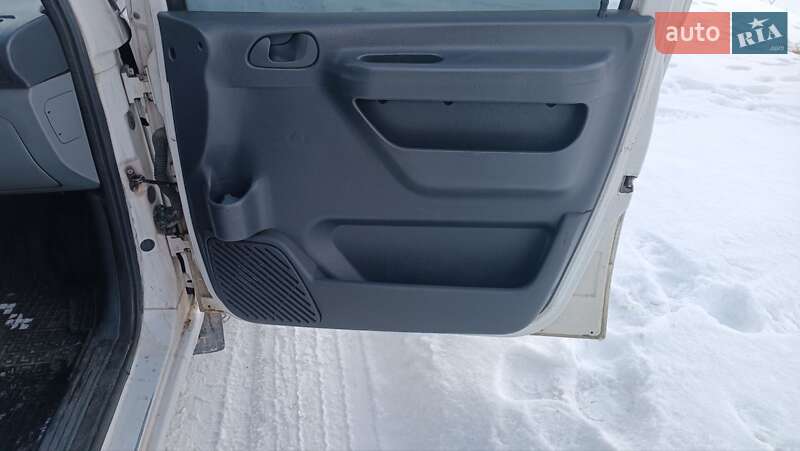 Минивэн Peugeot Expert 2001 в Сарнах фото 43 Минивэн Peugeot Expert 2001 в Сарнах