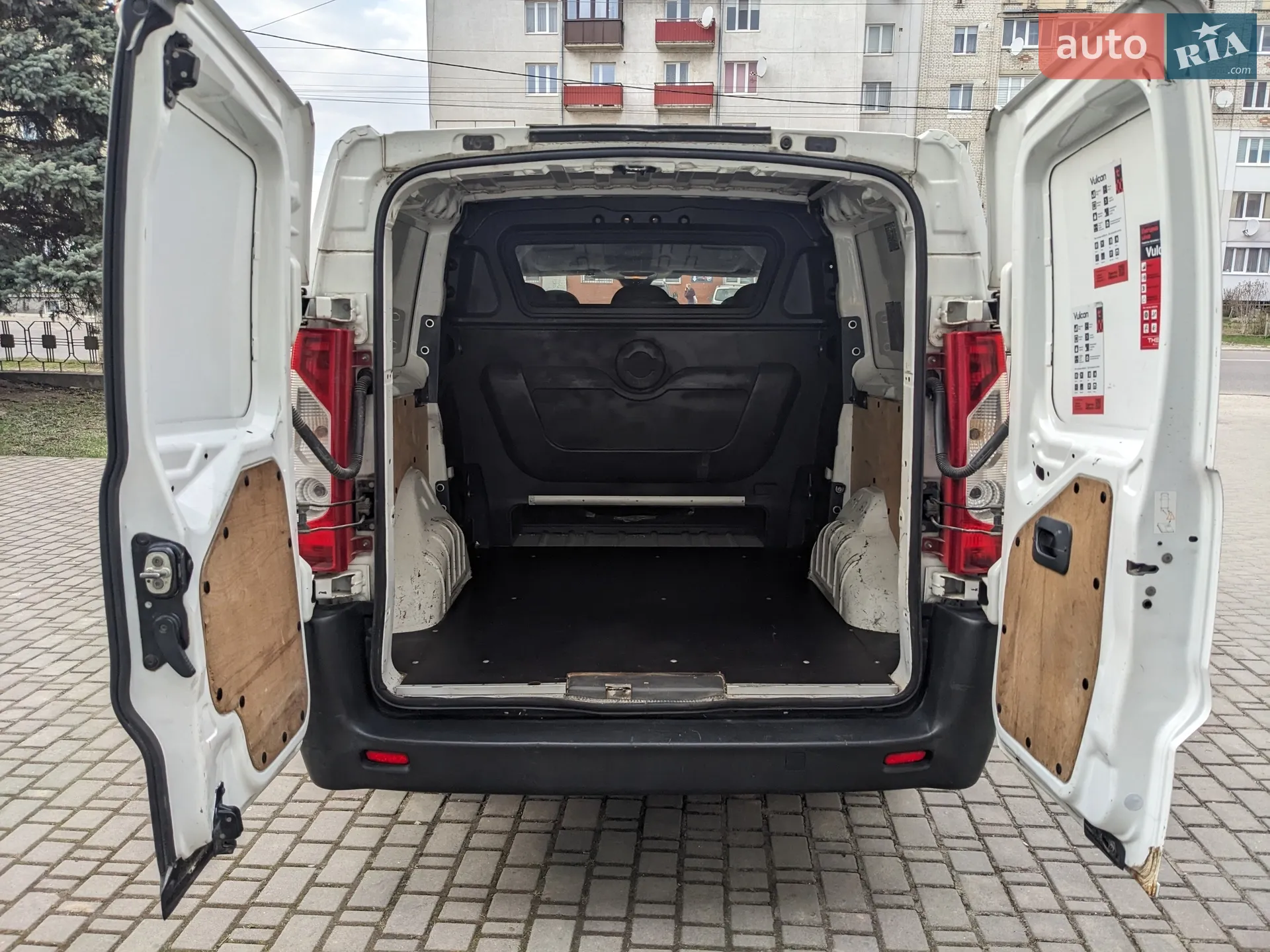 2012 Peugeot Expert - мініатюра 13