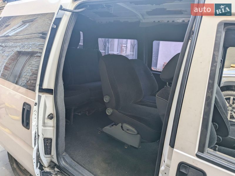 Мінівен Peugeot Expert 2001 в Дніпрі