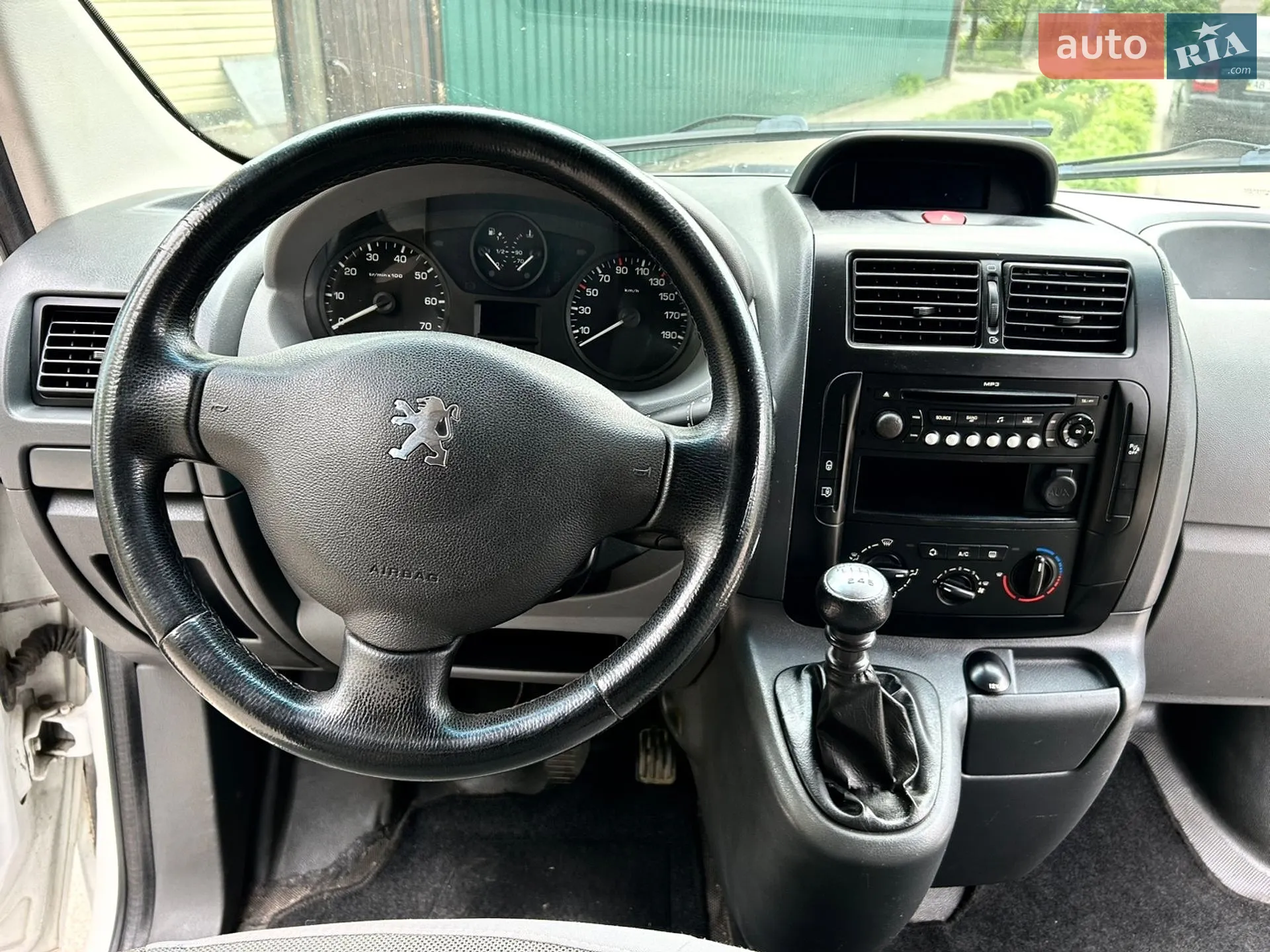 2010 Peugeot Expert - мініатюра 10