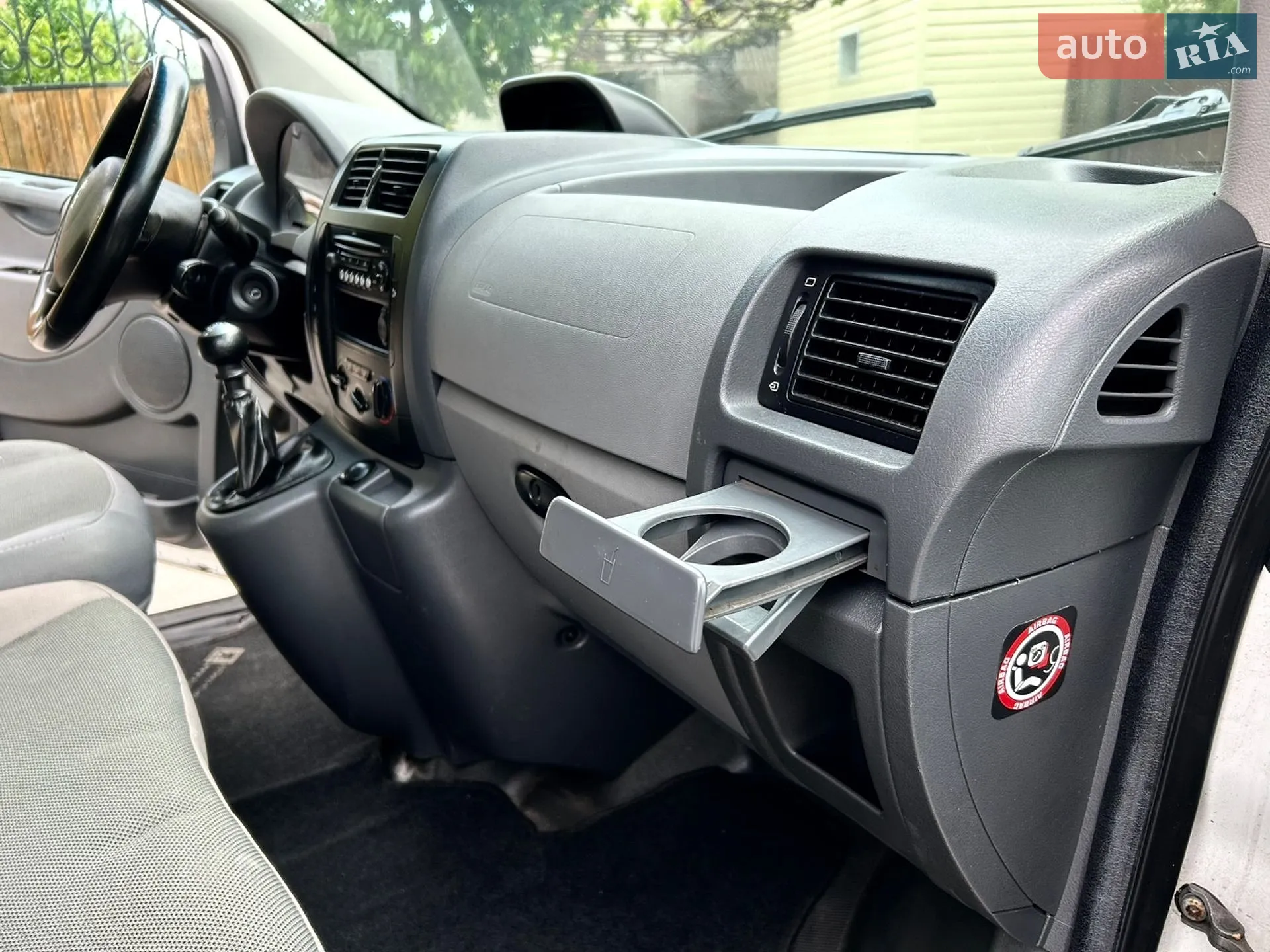 2010 Peugeot Expert - мініатюра 12