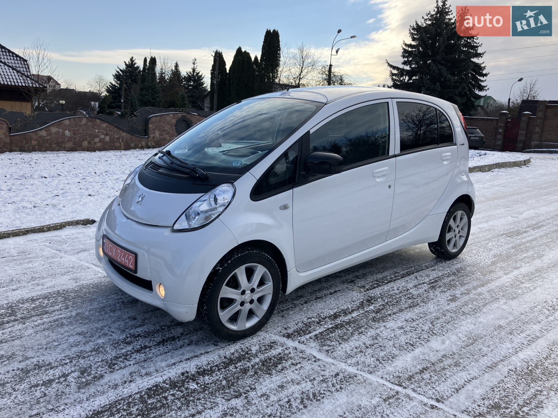 2012 Peugeot iOn - мініатюра 5