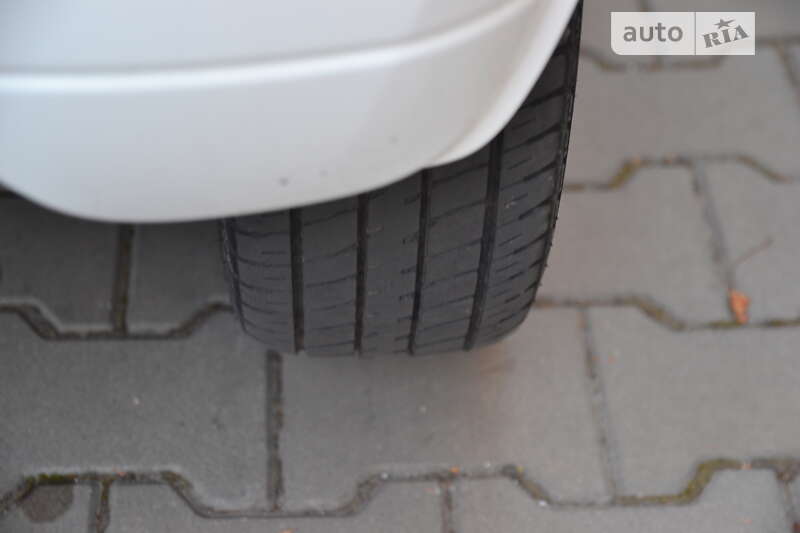 Хетчбек Peugeot iOn 2011 в Луцьку фото 35 Хетчбек Peugeot iOn 2011 в Луцьку