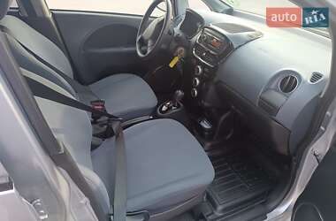 Хэтчбек Peugeot iOn 2012 в Хмельнике