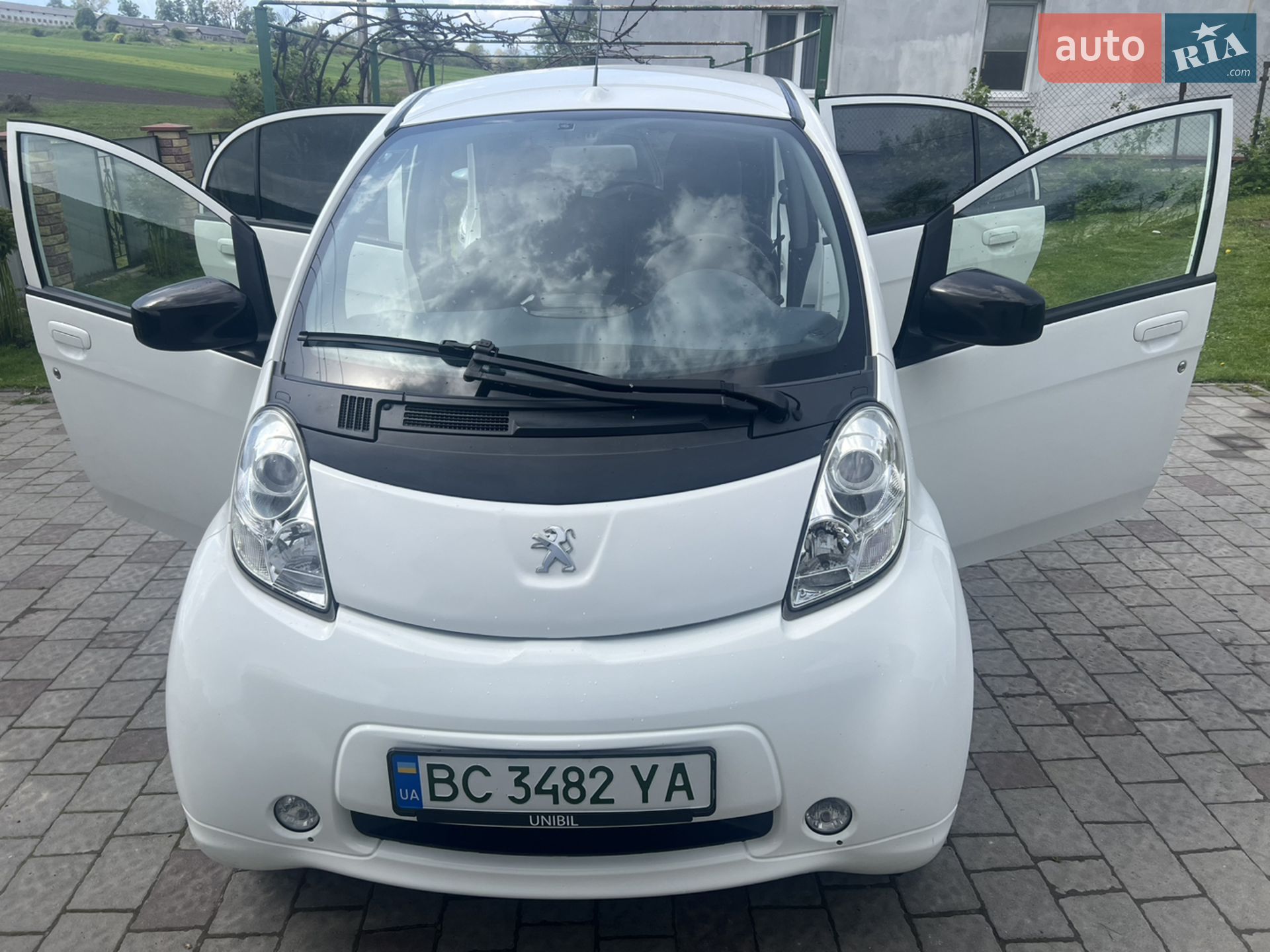 2011 Peugeot iOn - мініатюра 4