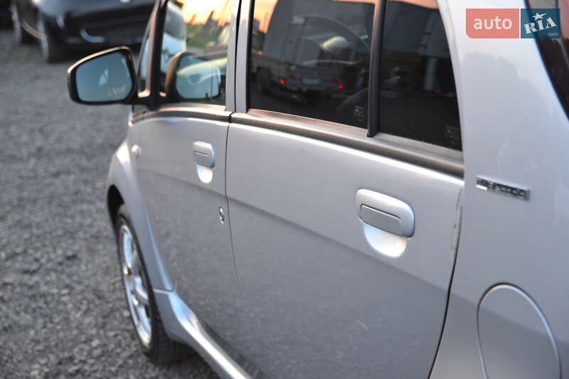 Хетчбек Peugeot iOn 2012 в Луцьку