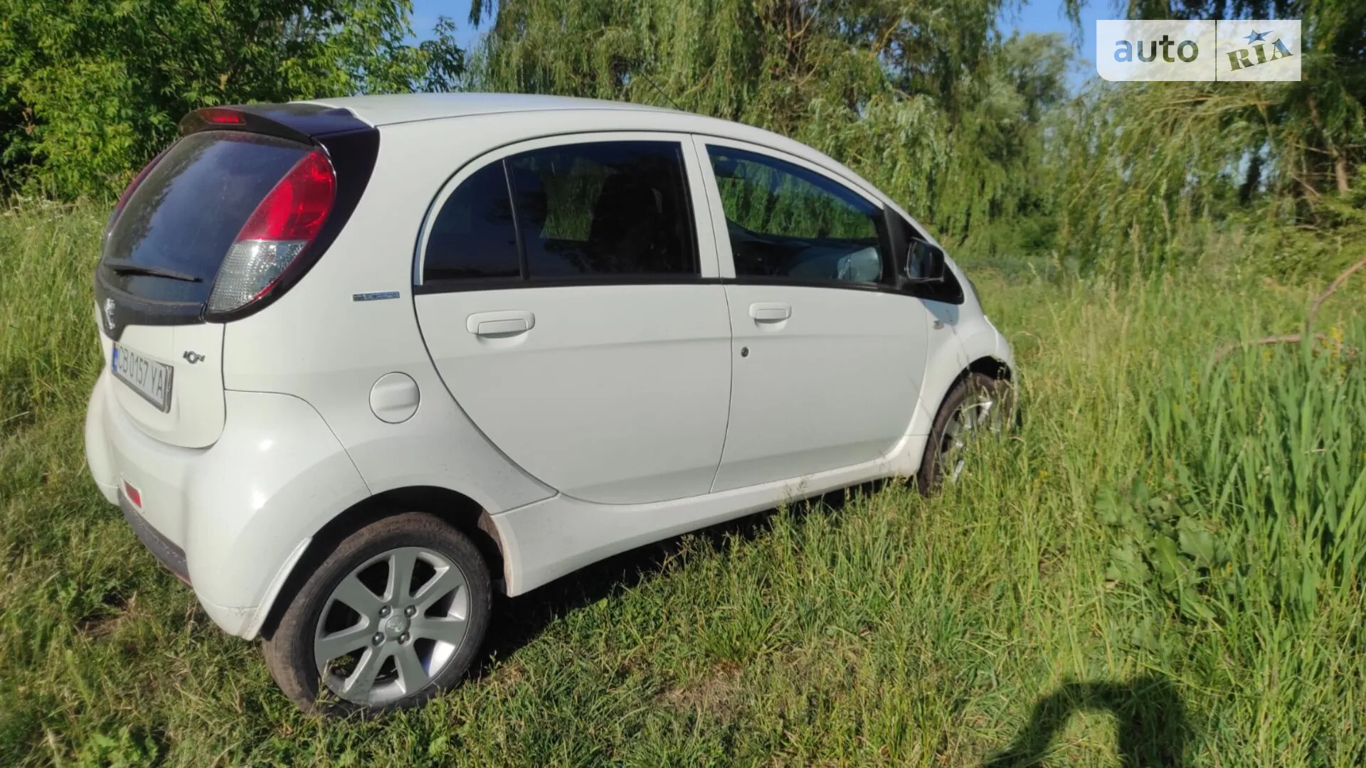 2012 Peugeot iOn - мініатюра 4