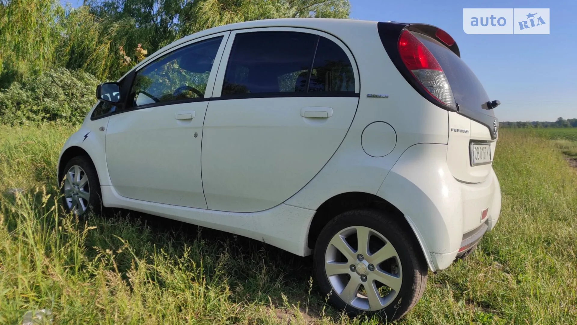 2012 Peugeot iOn - мініатюра 6