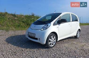 Хэтчбек Peugeot iOn 2011 в Львове