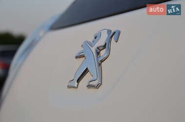 Хетчбек Peugeot iOn 2012 в Луцьку