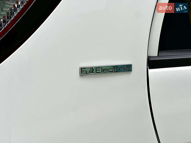 Хетчбек Peugeot iOn 2018 в Тернополі
