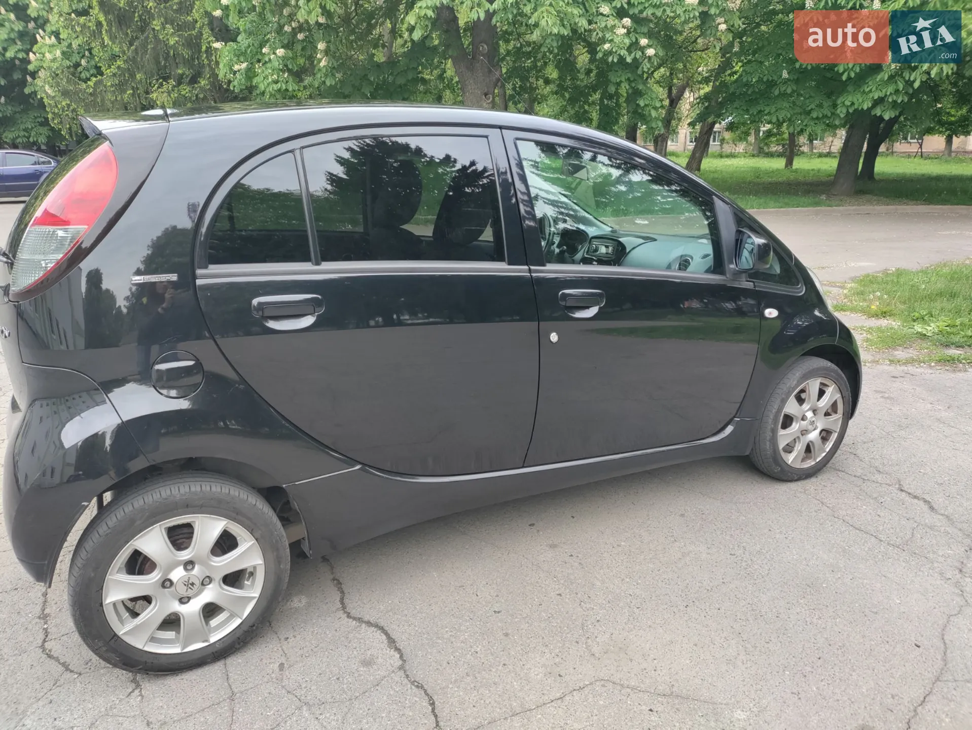 2011 Peugeot iOn - мініатюра 4
