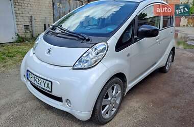 Хэтчбек Peugeot iOn 2014 в Запорожье
