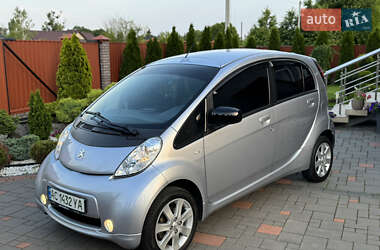 Хетчбек Peugeot iOn 2011 в Володимирі