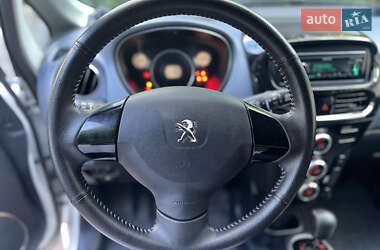 Хэтчбек Peugeot iOn 2016 в 