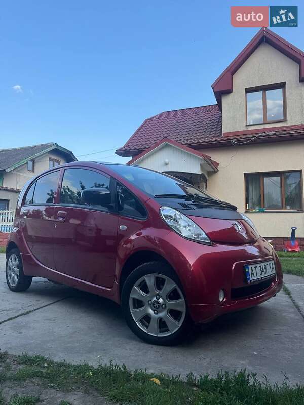 Peugeot iOn 2014