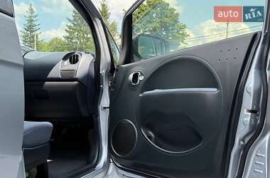 Хетчбек Peugeot iOn 2015 в 
