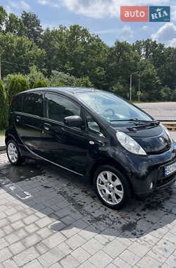 Хетчбек Peugeot iOn 2011 в Львові