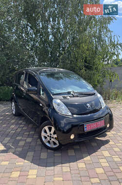 Хетчбек Peugeot iOn 2012 в Дніпрі