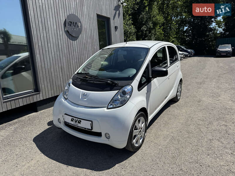 Peugeot iOn 2015
