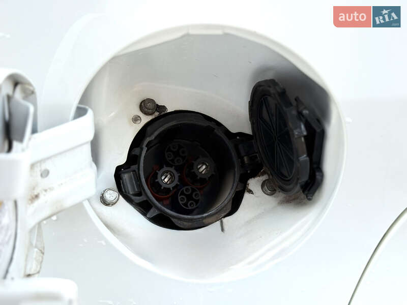 Хетчбек Peugeot iOn 2017 в Луцьку