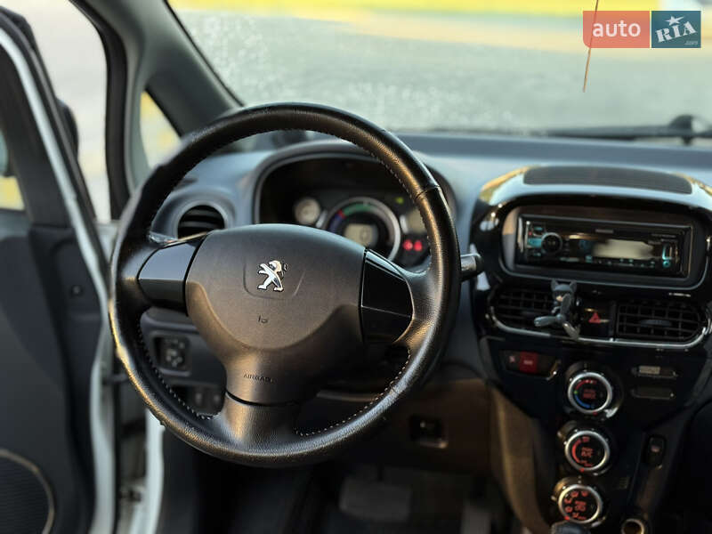Хетчбек Peugeot iOn 2017 в Луцьку