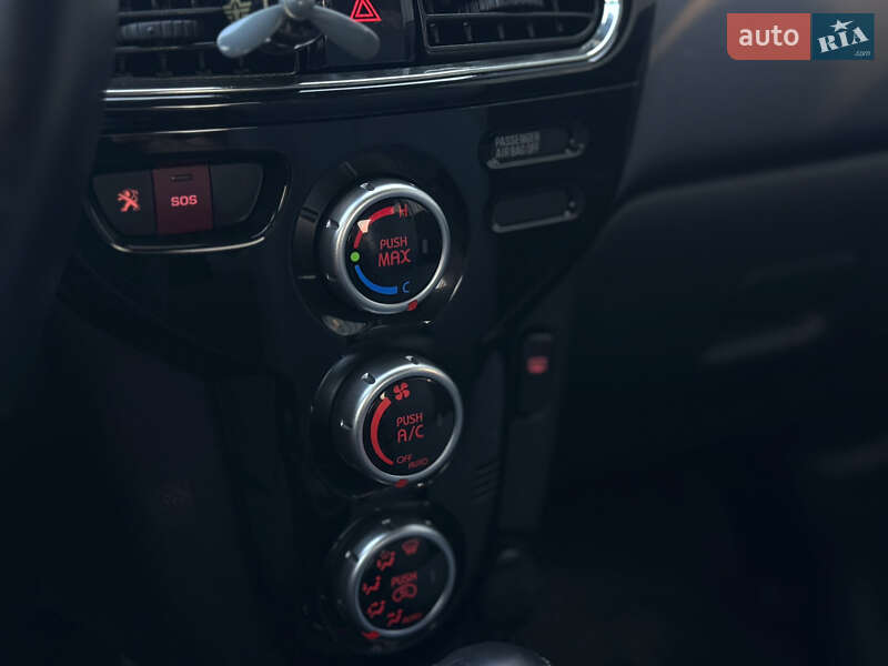 Хетчбек Peugeot iOn 2017 в Луцьку