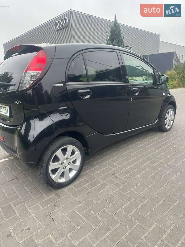 Хетчбек Peugeot iOn 2016 в Львові фото 5 Хетчбек Peugeot iOn 2016 в Львові