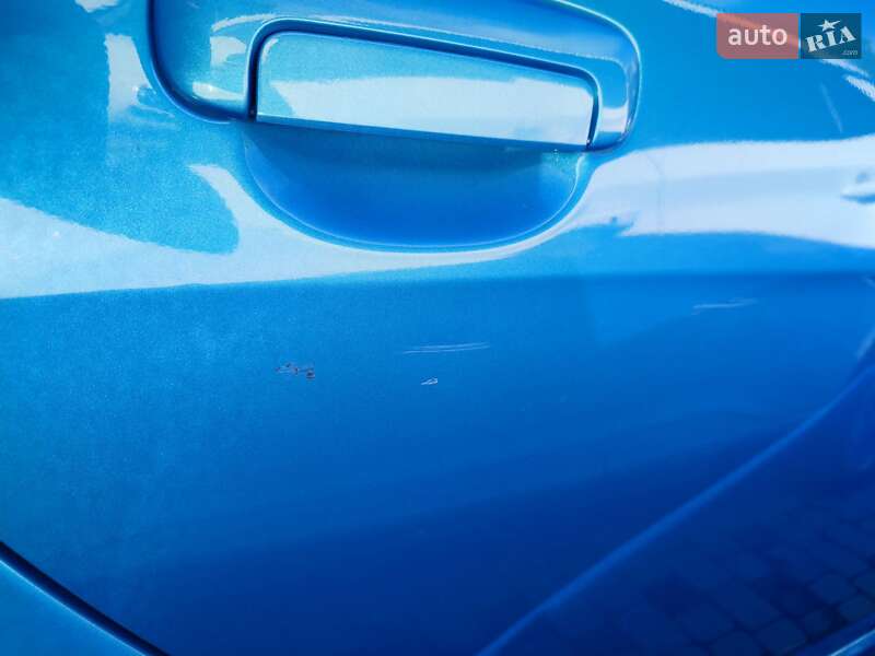 Хетчбек Peugeot iOn 2016 в Кременчуці