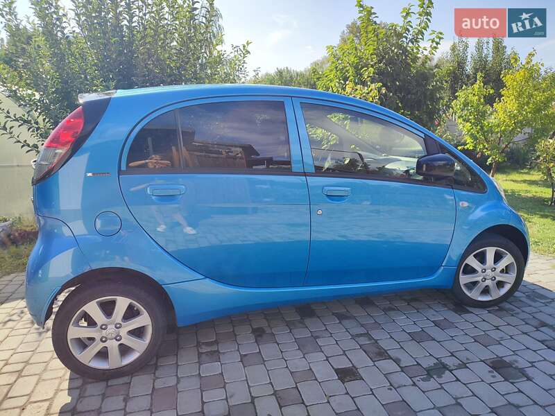 Хетчбек Peugeot iOn 2016 в Кременчуці