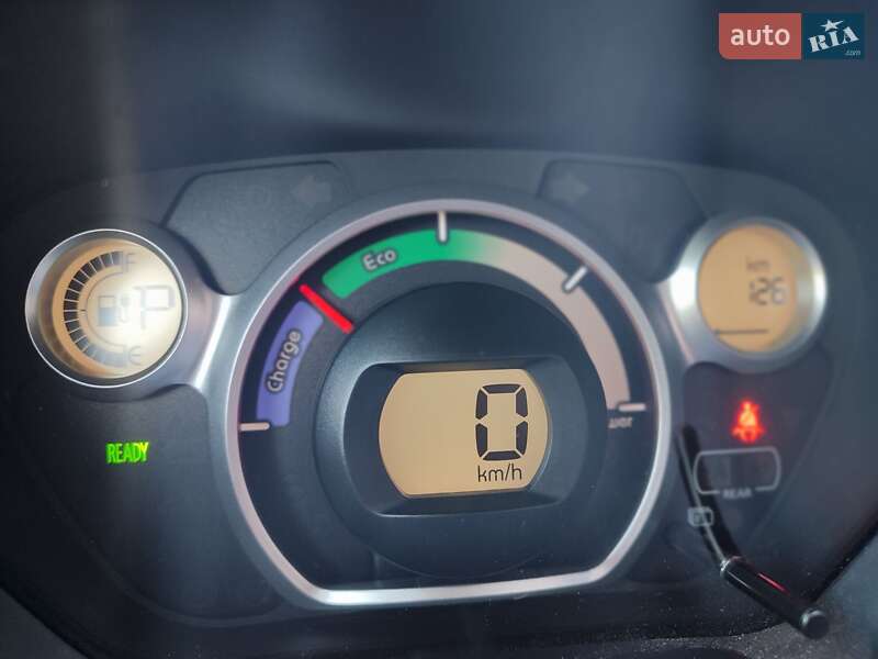 Хетчбек Peugeot iOn 2016 в Кременчуці