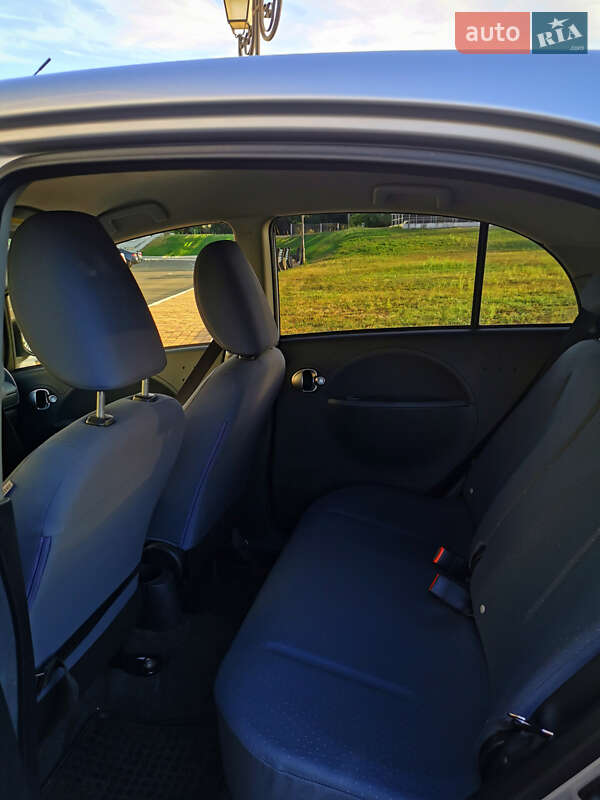 Хетчбек Peugeot iOn 2015 в Одесі фото 12 Хетчбек Peugeot iOn 2015 в Одесі