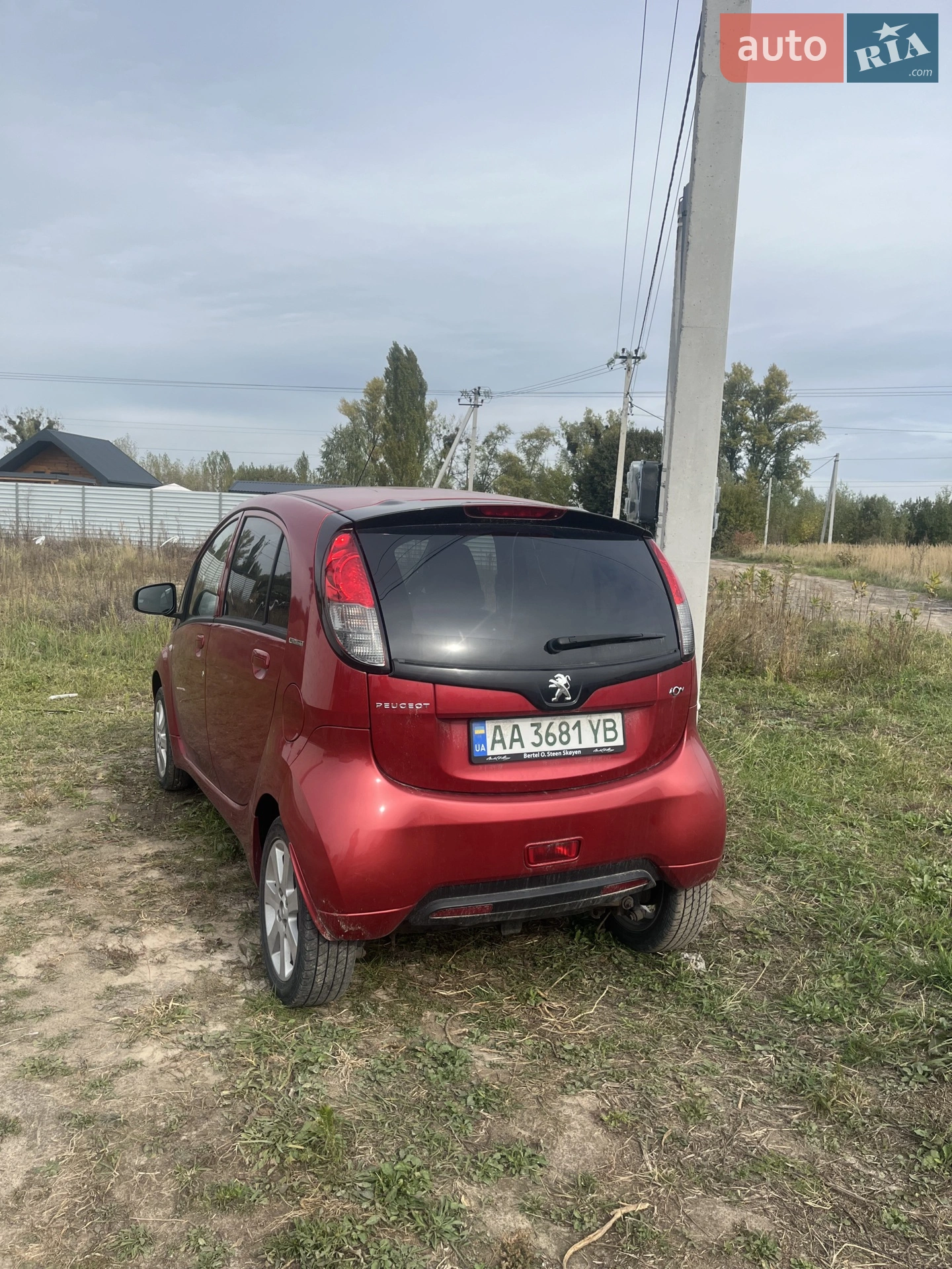 2015 Peugeot iOn - мініатюра 4